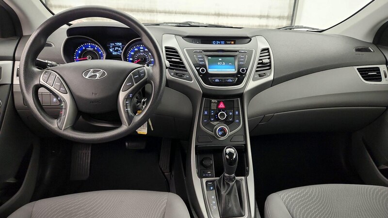 2015 Hyundai Elantra SE 9