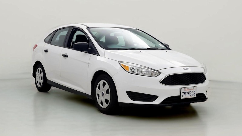 2015 Ford Focus S Hero Image