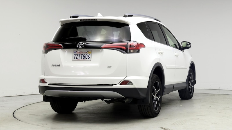 2017 Toyota RAV4 SE 8