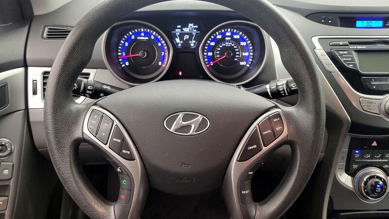 2013 Hyundai Elantra GLS 10