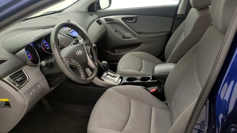 2013 Hyundai Elantra GLS 11