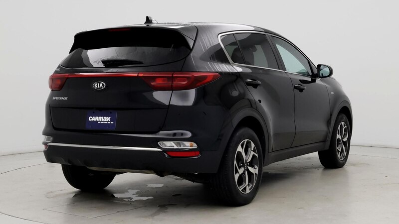 2020 Kia Sportage LX 8