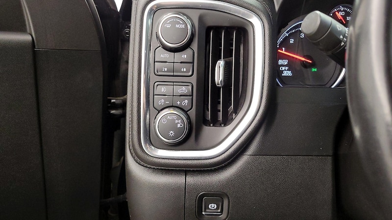 2021 Chevrolet Silverado 1500 RST 13