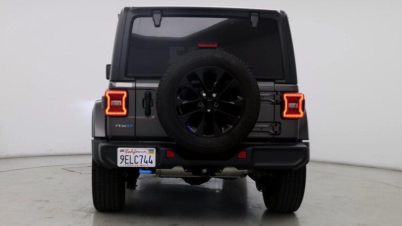 2023 Jeep Wrangler Unlimited Sahara 6