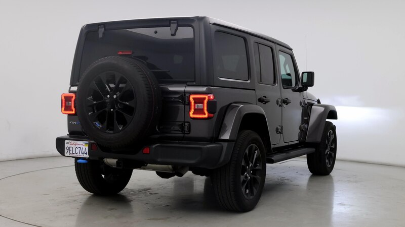 2023 Jeep Wrangler Unlimited Sahara 8