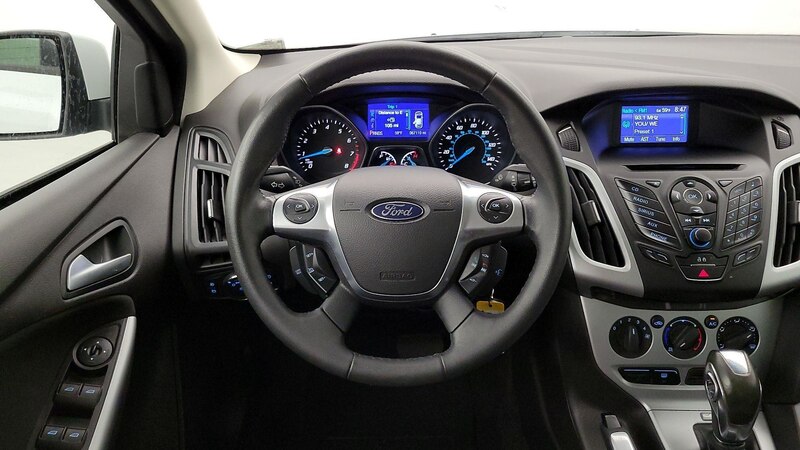 2013 Ford Focus SE 10