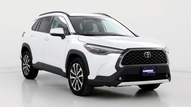 2022 Toyota Corolla Cross XLE Hero Image