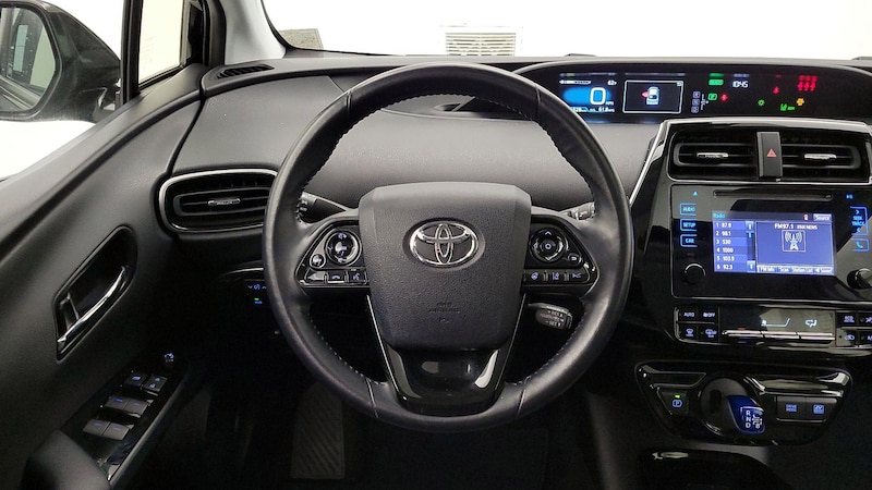 2019 Toyota Prius XLE 10