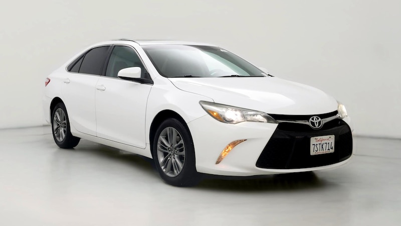 2016 Toyota Camry LE Hero Image