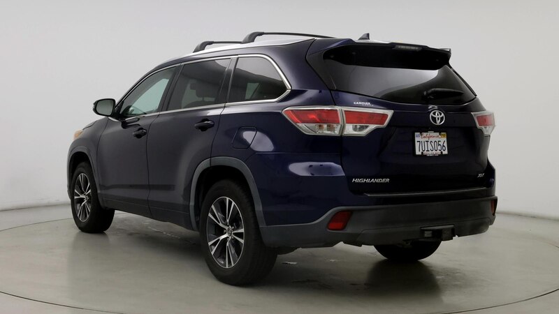 2016 Toyota Highlander XLE 2