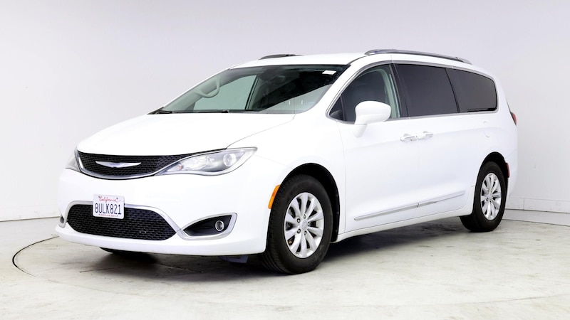 2018 Chrysler Pacifica Touring L 4