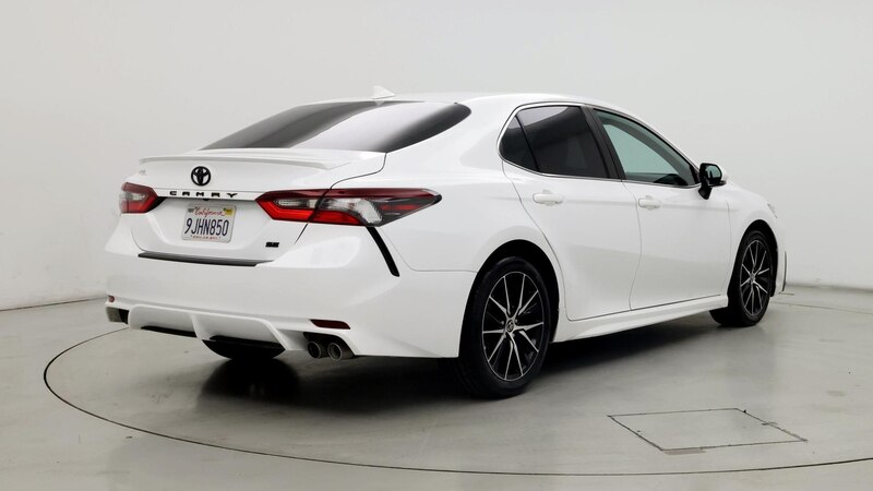 2022 Toyota Camry SE 8