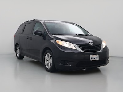 2017 Toyota Sienna LE -
                Ontario, CA