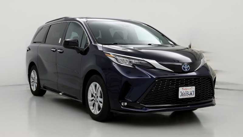 2023 Toyota Sienna XSE Hero Image