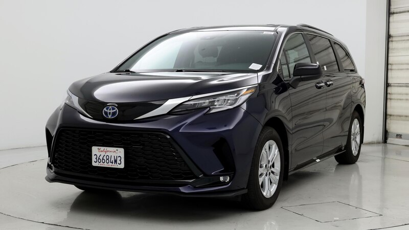 2023 Toyota Sienna XSE 4