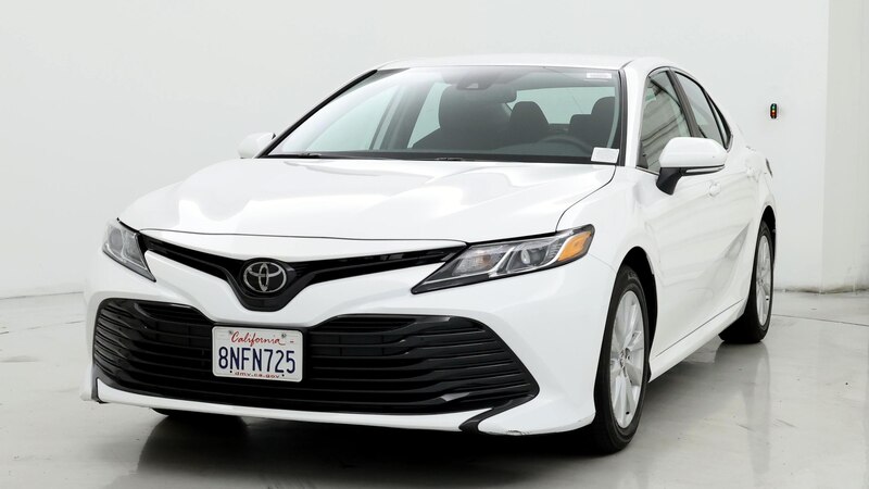 2019 Toyota Camry SE 4