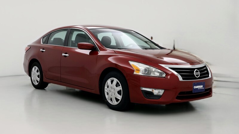 2014 Nissan Altima S Hero Image