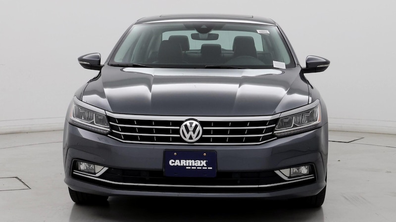 2017 Volkswagen Passat SEL 5