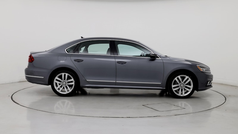 2017 Volkswagen Passat SEL 7