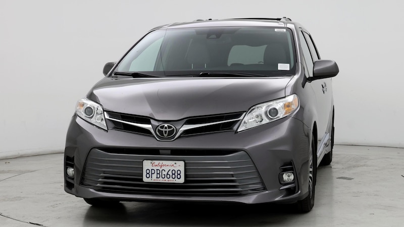 2018 Toyota Sienna XLE 4