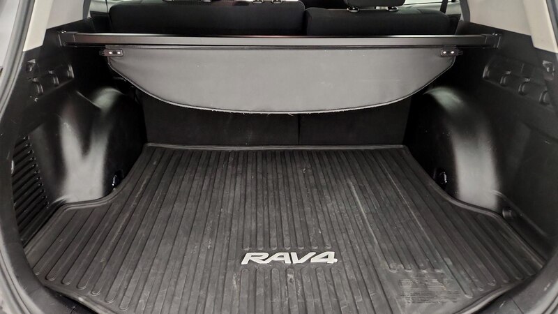 2016 Toyota RAV4 LE 20