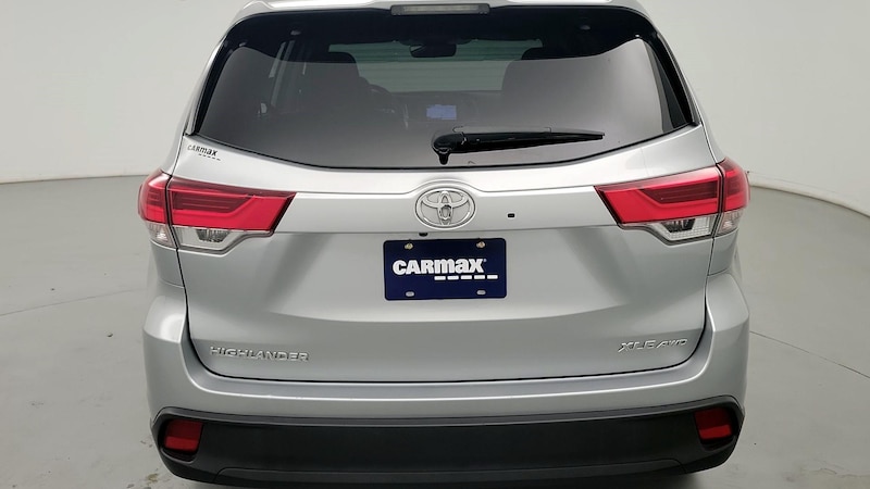 2019 Toyota Highlander XLE 6