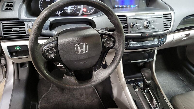 2016 Honda Accord LX 9