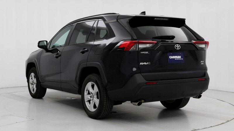 2019 Toyota RAV4 XLE 2