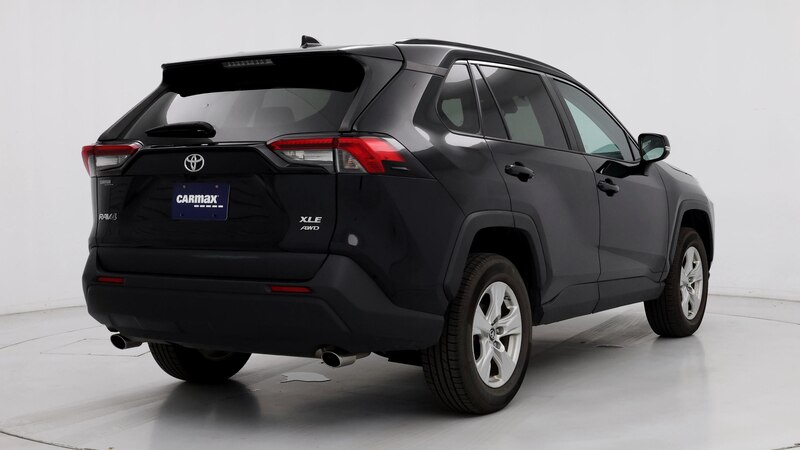 2019 Toyota RAV4 XLE 8