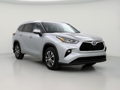 2020 Toyota Highlander XLE -
                Cleveland, OH