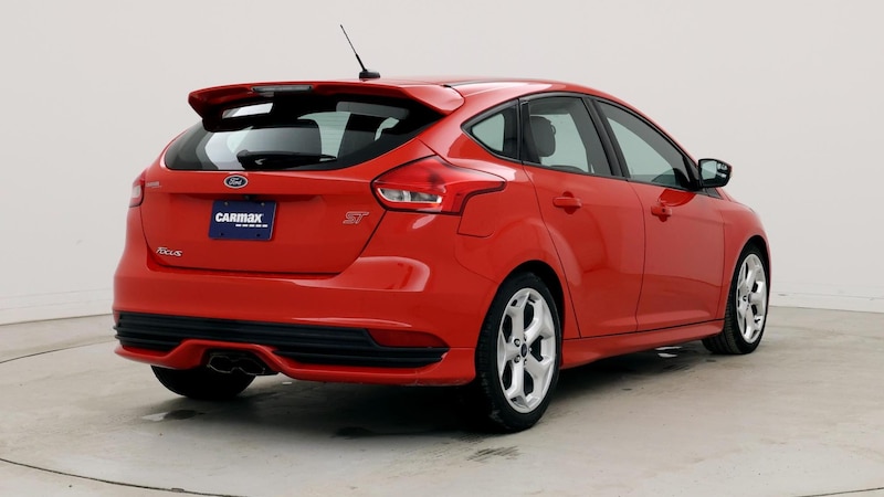 2015 Ford Focus ST 8