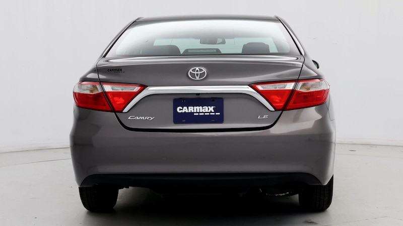 2016 Toyota Camry LE 6