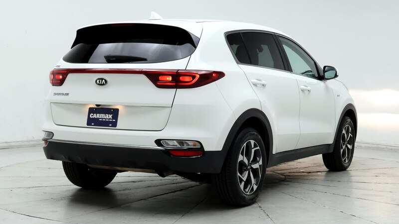 2020 Kia Sportage LX 8