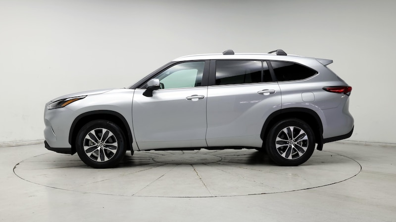 2023 Toyota Highlander XLE 3