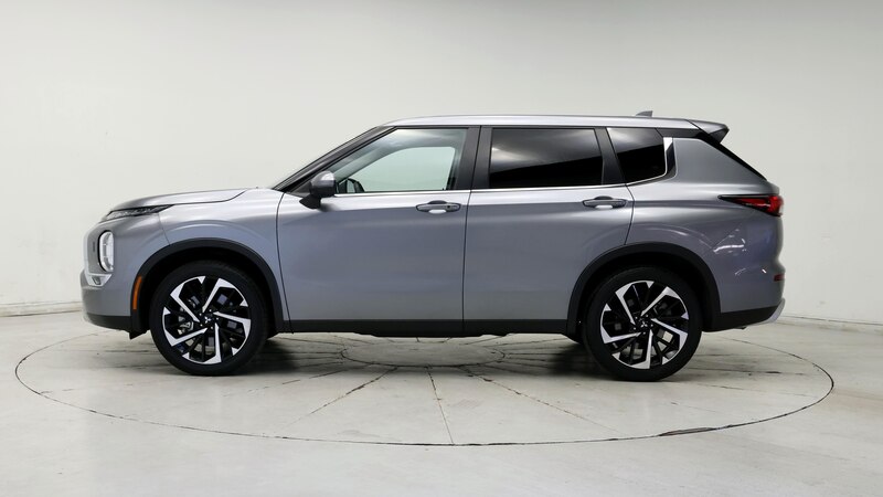 2024 Mitsubishi Outlander SE 3