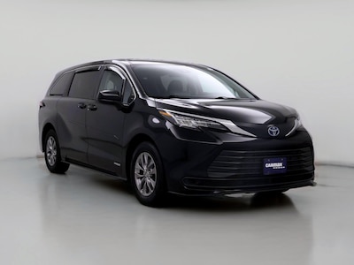 2021 Toyota Sienna LE -
                Boston, MA