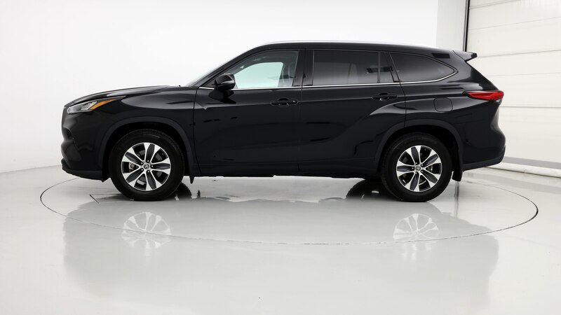 2020 Toyota Highlander XLE 3