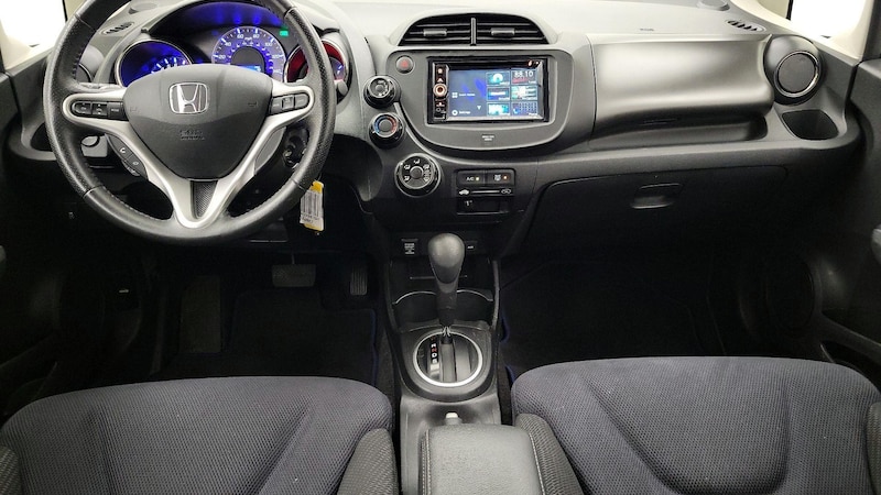 2013 Honda Fit Sport 9