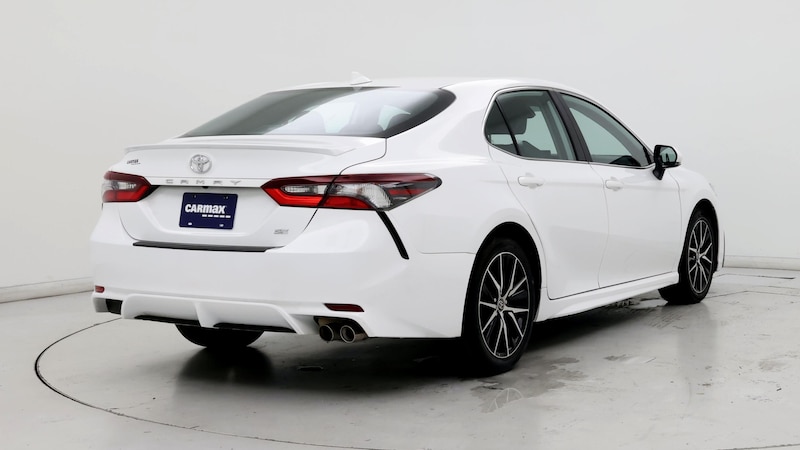 2024 Toyota Camry SE 8