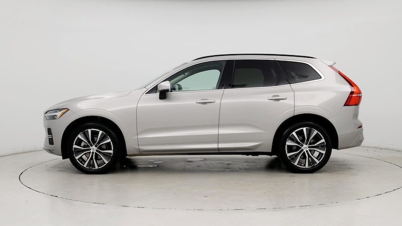 2022 Volvo XC60 B5 Momentum 3