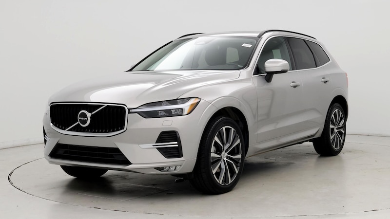 2022 Volvo XC60 B5 Momentum 4