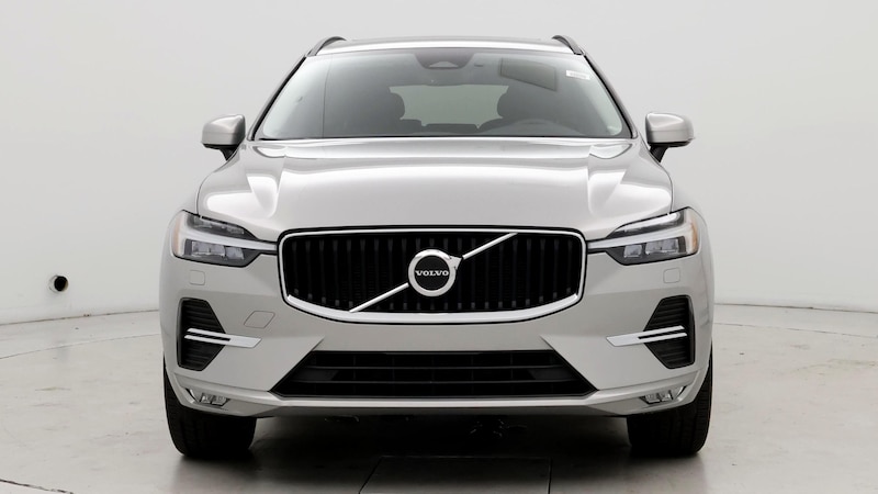 2022 Volvo XC60 B5 Momentum 5