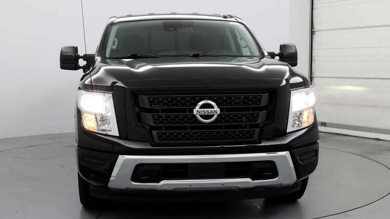 2021 Nissan Titan SV 5