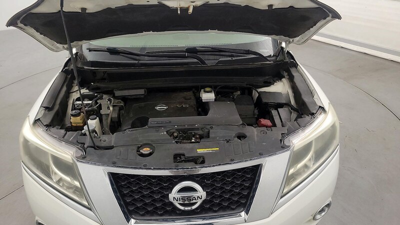 2014 Nissan Pathfinder Platinum 24