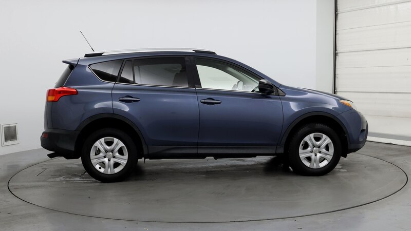 2014 Toyota RAV4 LE 7