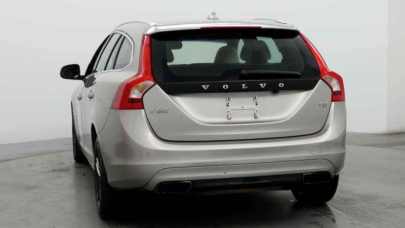 2015 Volvo V60 T5 6