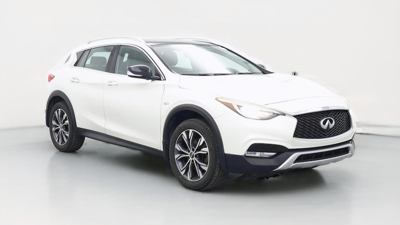 2017 INFINITI QX30 Premium Hero Image