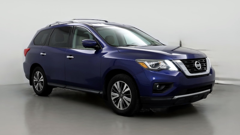 2017 Nissan Pathfinder SL Hero Image