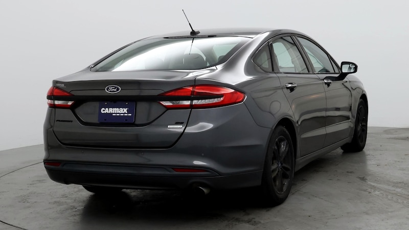 2018 Ford Fusion SE 8