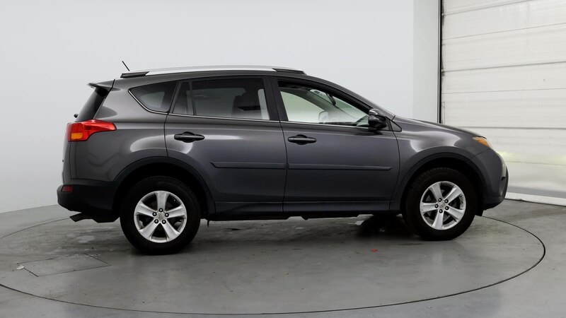 2013 Toyota RAV4 XLE 7